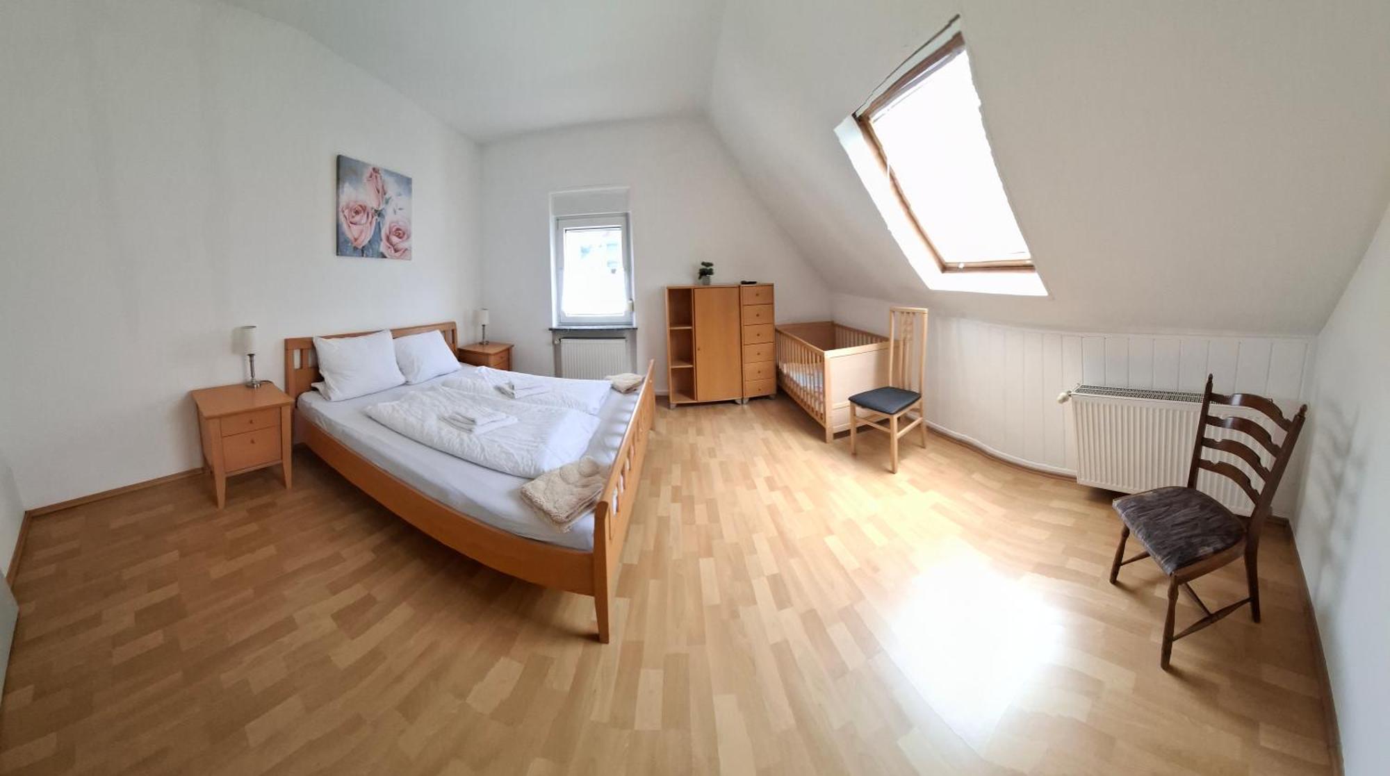 Gaestezimmer / Weingut Peter 3* Wachenheim an der Weinstrasse