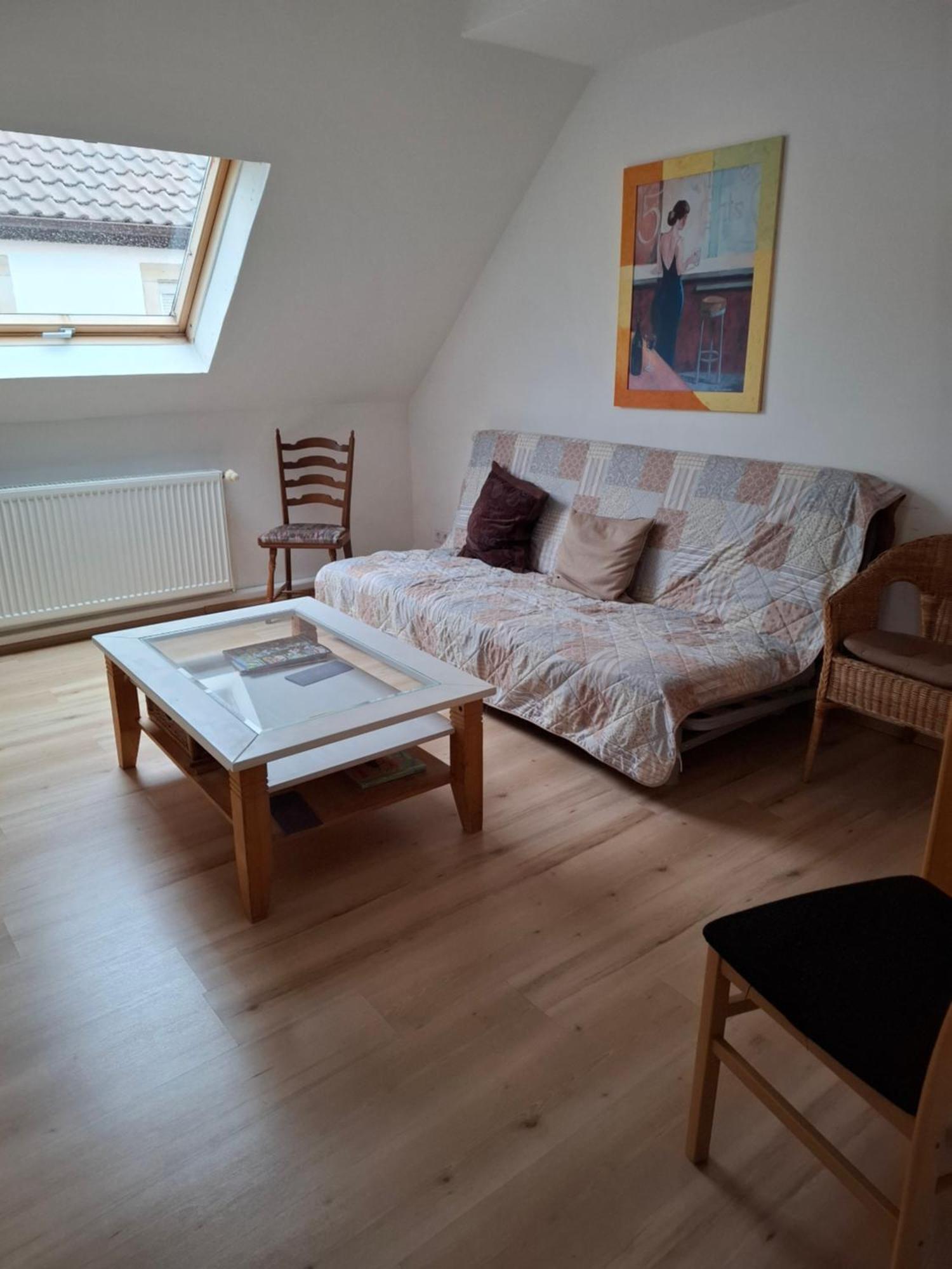 Gaestezimmer / Weingut Peter Вахенхайм-ан-дер-Вайнштрасе